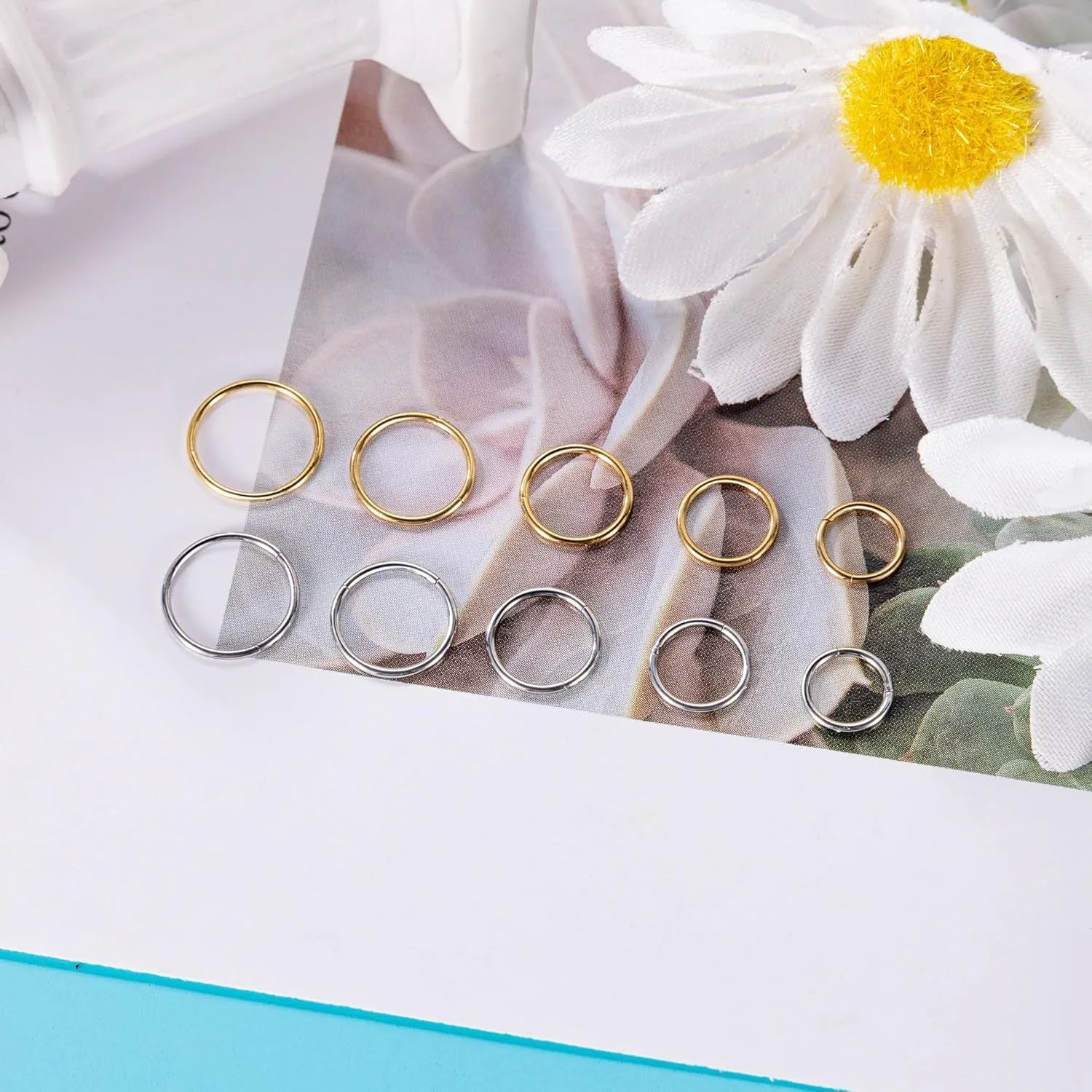 10Pcs 18G 20G Surgical Steel Nose Rings Hoops for Women Men Hinged Seamless Clicker Nose Hoops Cartilage Helix Tragus Daith Sleeper Earrings Hoop Hypoallergenic Nose Piercing 6/7/8/9/10MM