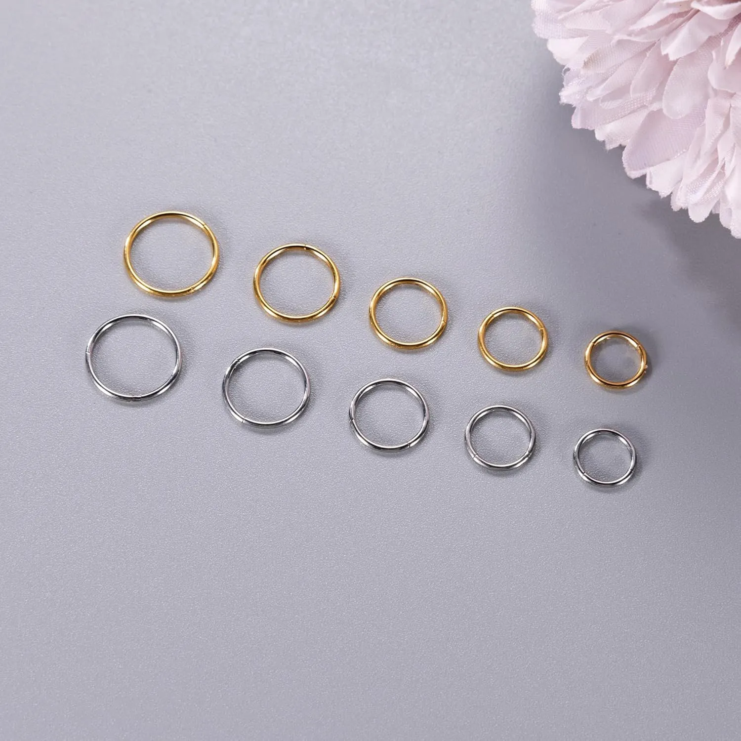 10Pcs 18G 20G Surgical Steel Nose Rings Hoops for Women Men Hinged Seamless Clicker Nose Hoops Cartilage Helix Tragus Daith Sleeper Earrings Hoop Hypoallergenic Nose Piercing 6/7/8/9/10MM