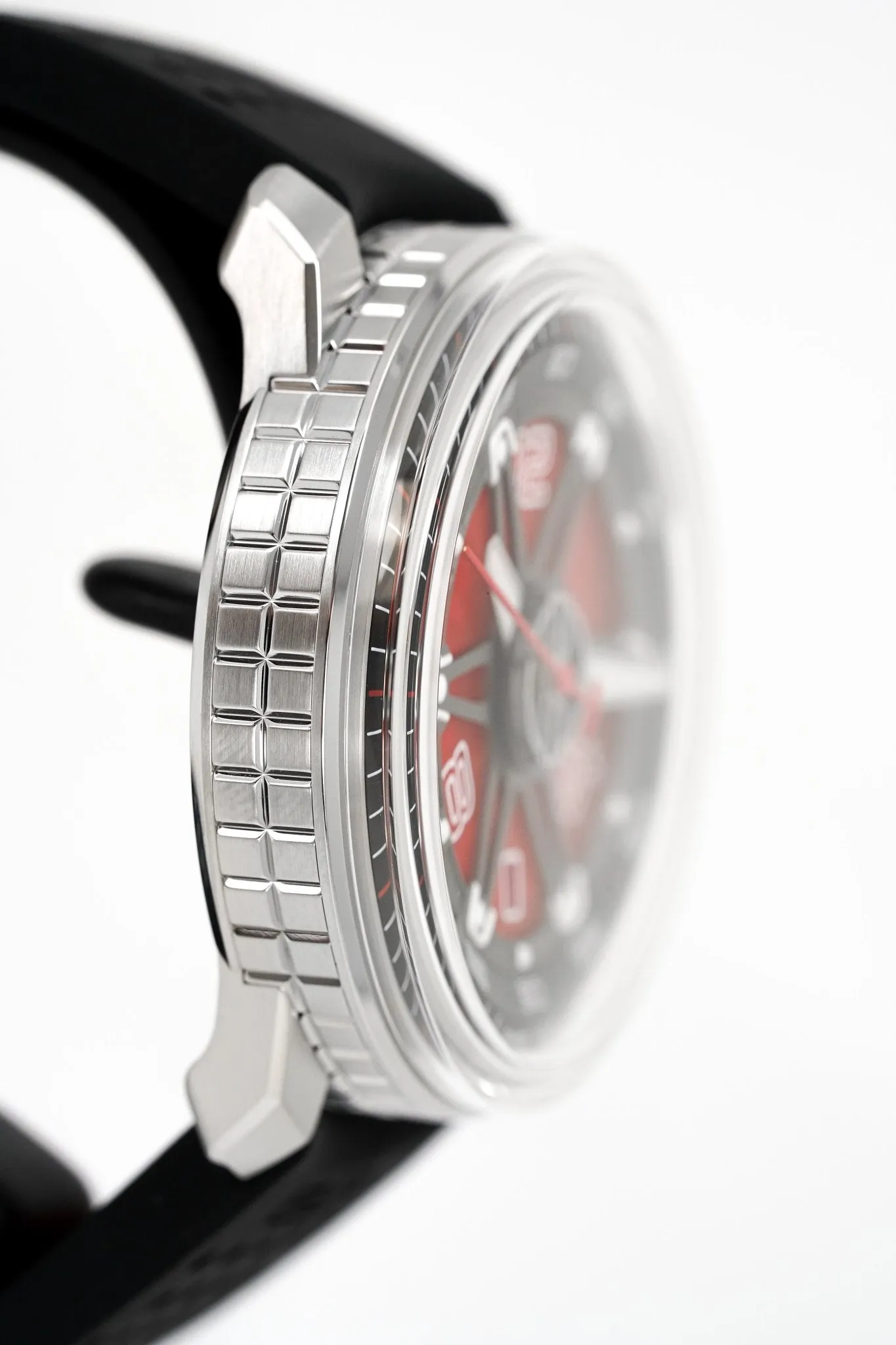 Bomberg Watch BB-01 Automatic Red CT43ASS.22-1.11