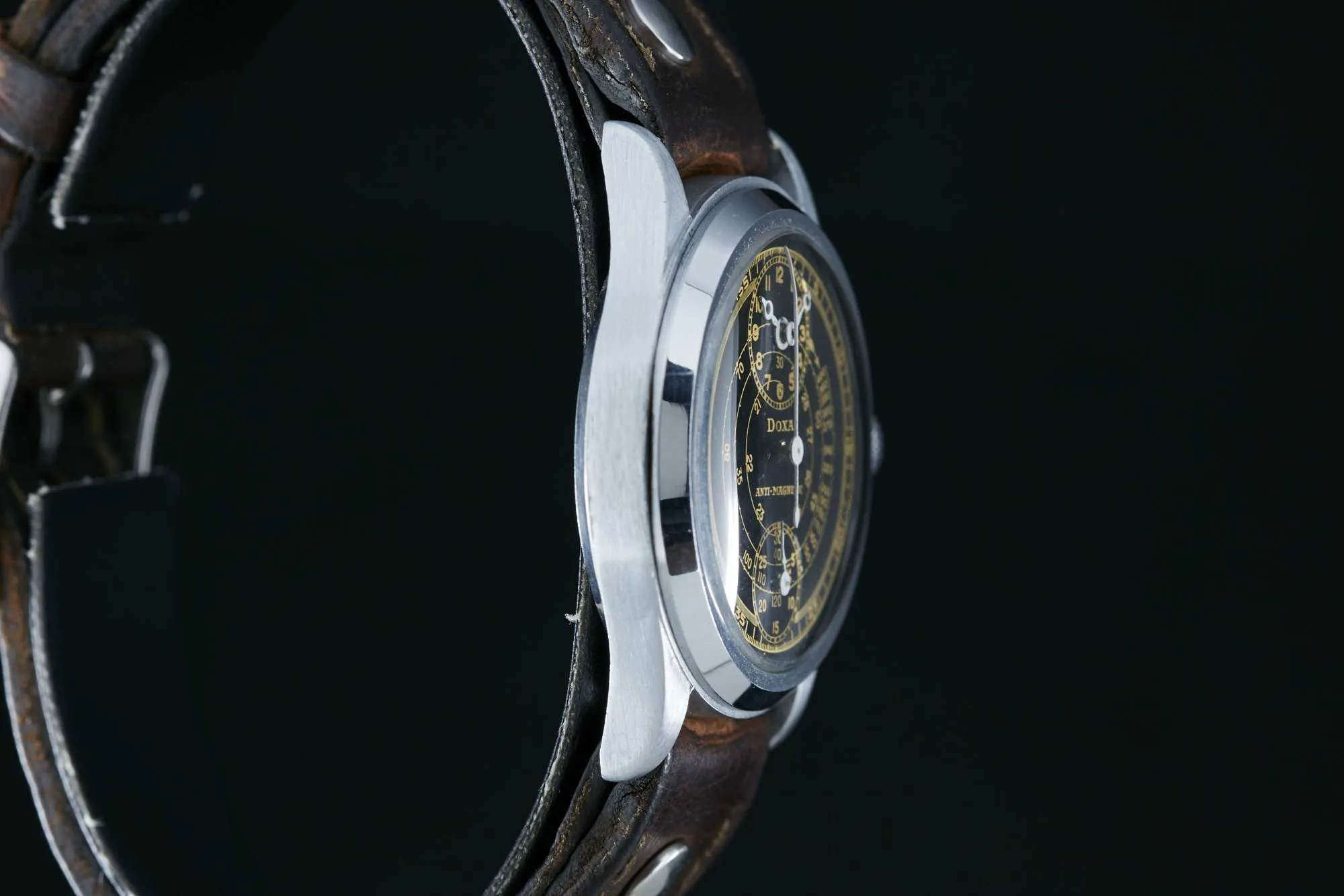 Doxa Steel Regulator