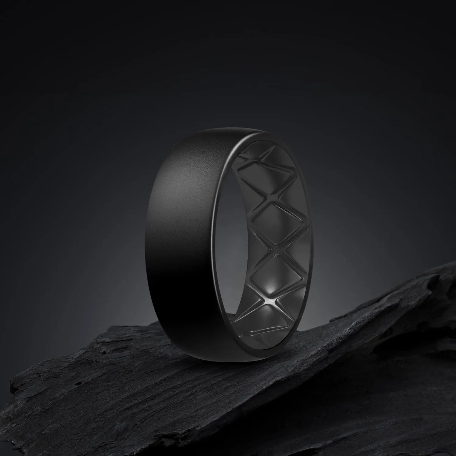 Egnaro Silicone Ring Men, Inner Arc Ergonomic Breathable Design Mens Rubber Wedding Band, 7 Rings / 4 Rings / 1 Ring Engagement Bands Promise Anniversary Rings, Suitable for Sports, Workout, Gym