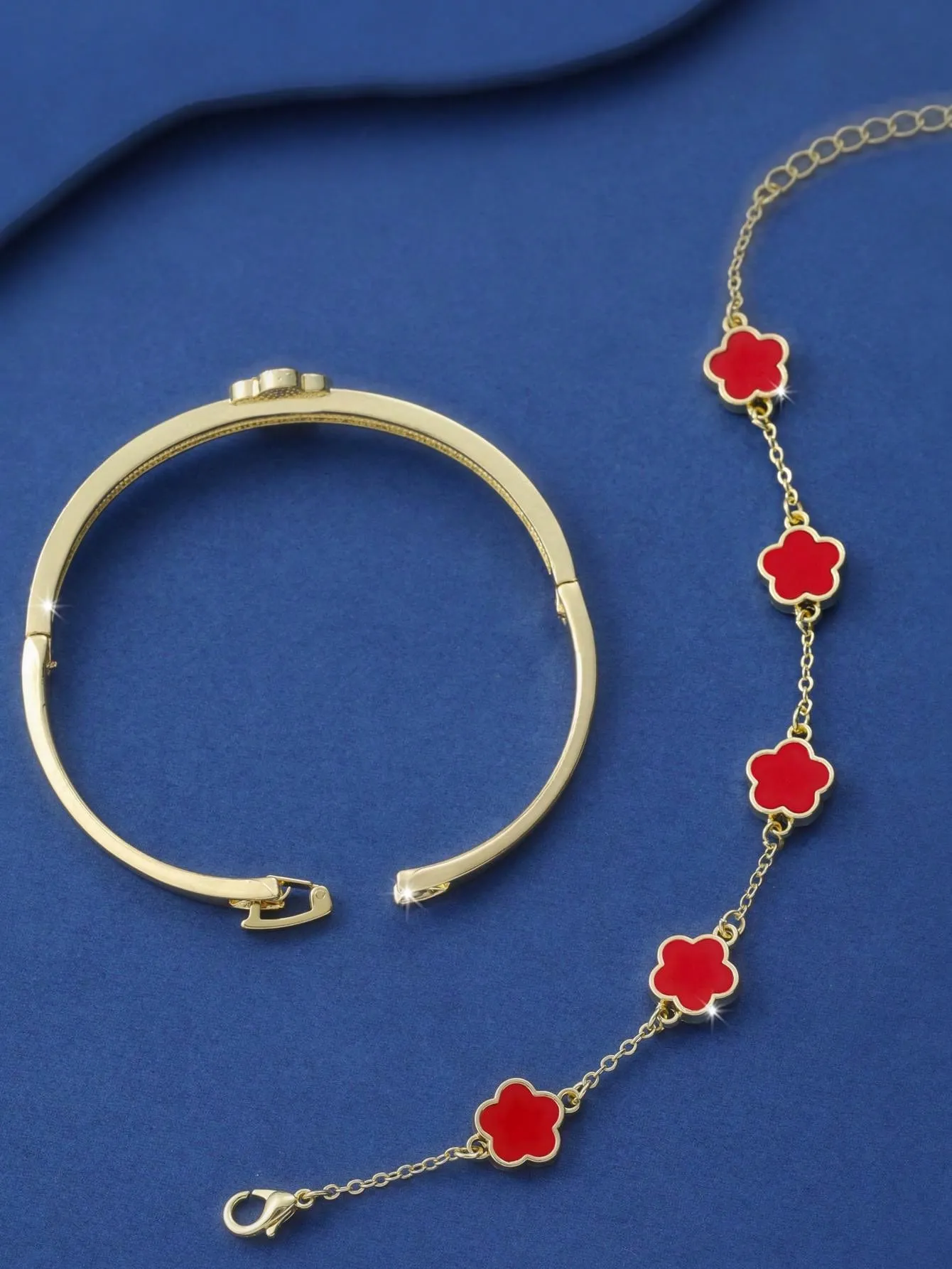 Fashionable & Personalized Five-Petal Flower Cubic Zirconia Decor Bracelet Set