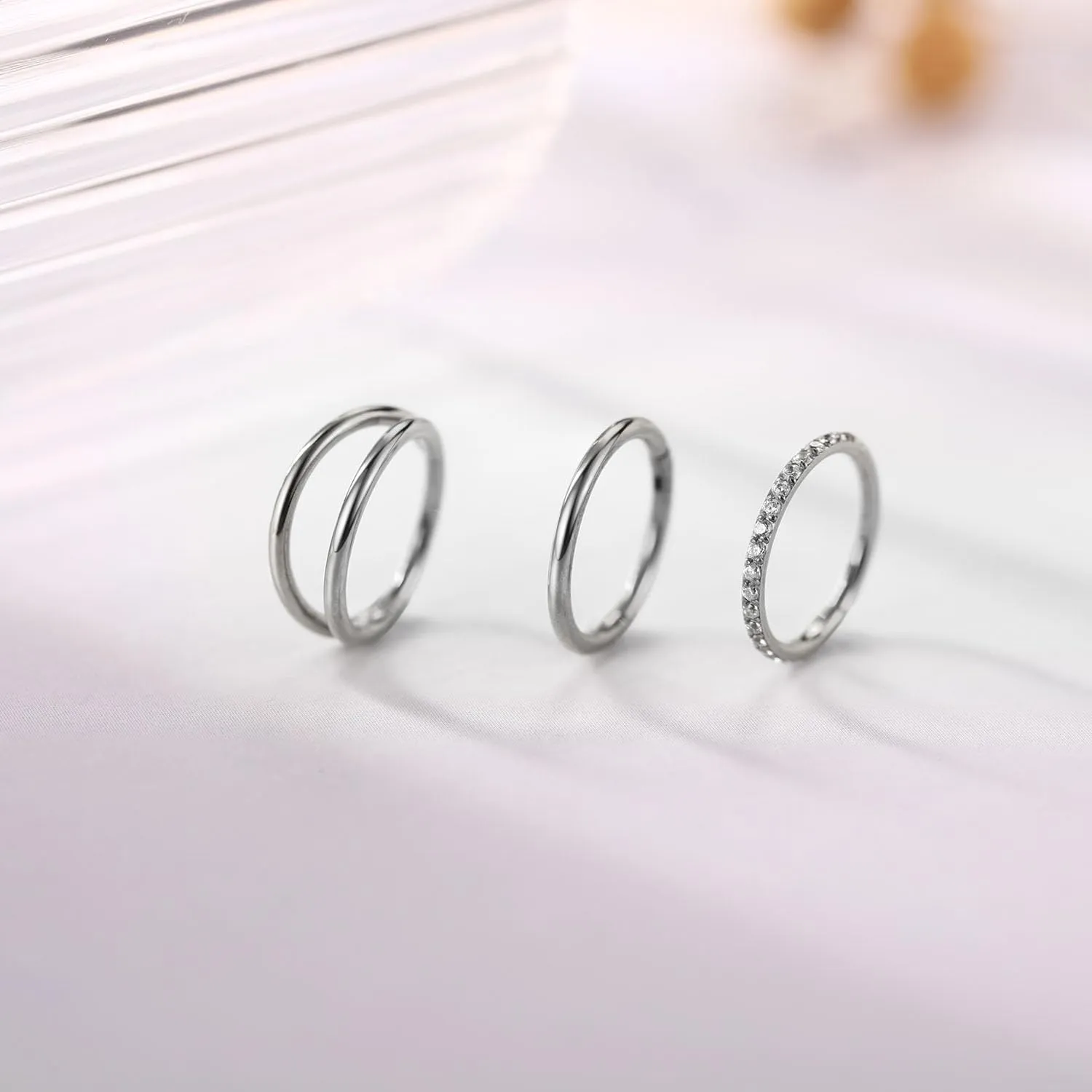 FUNLMO 3Pcs Nose Rings Double Hoop Nose Ring Conch Daith Tragus Helix Rook Piercing Jewelry Surgical Steel Cartilage Earring Conch Hoop Earring Septum Jewelry Lip Ring