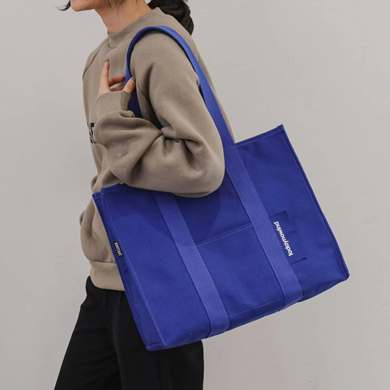 Multi Pocket Shoulder Bags for Woman Fashion Versatile Satchel Purses with Multi Zipper Pocket Fashion Beach Bag
