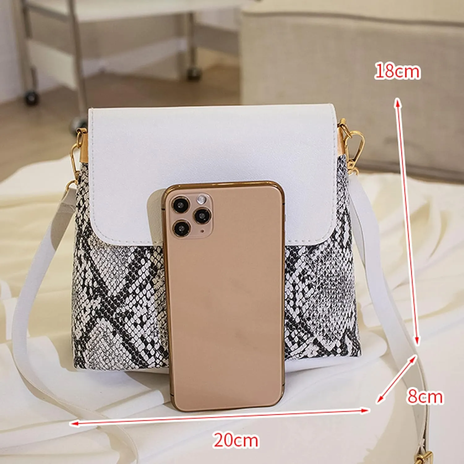 Quilted Crossbody Purses for Women Crossbody Purses and Handbags Lightweight Pocketbook Womens Shoulder Purse(White)