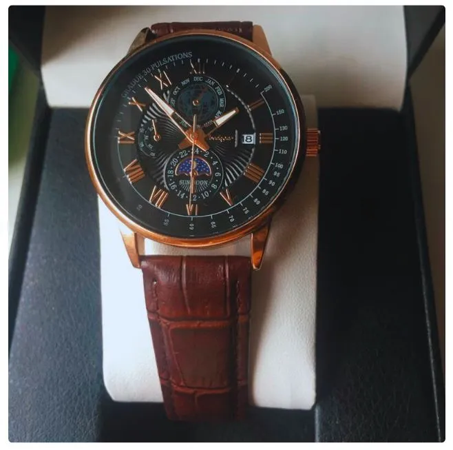 Stainless Steel Leather Men's Wristwatch