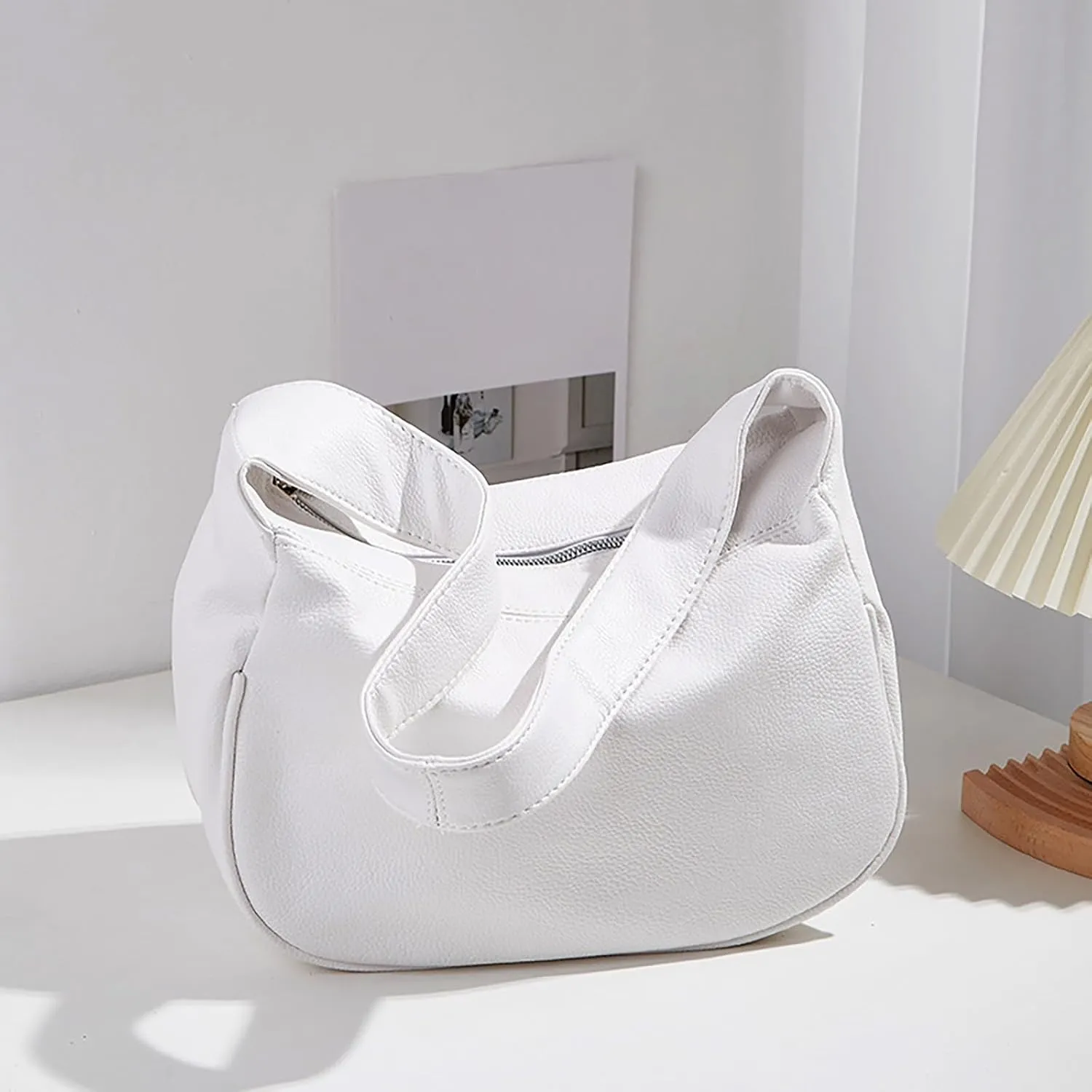 White Crossbody Saddle Bag Simple Fashion Shoulder Lightweight Woman Bag Large Messenger Bag Backpack (White, One Size)