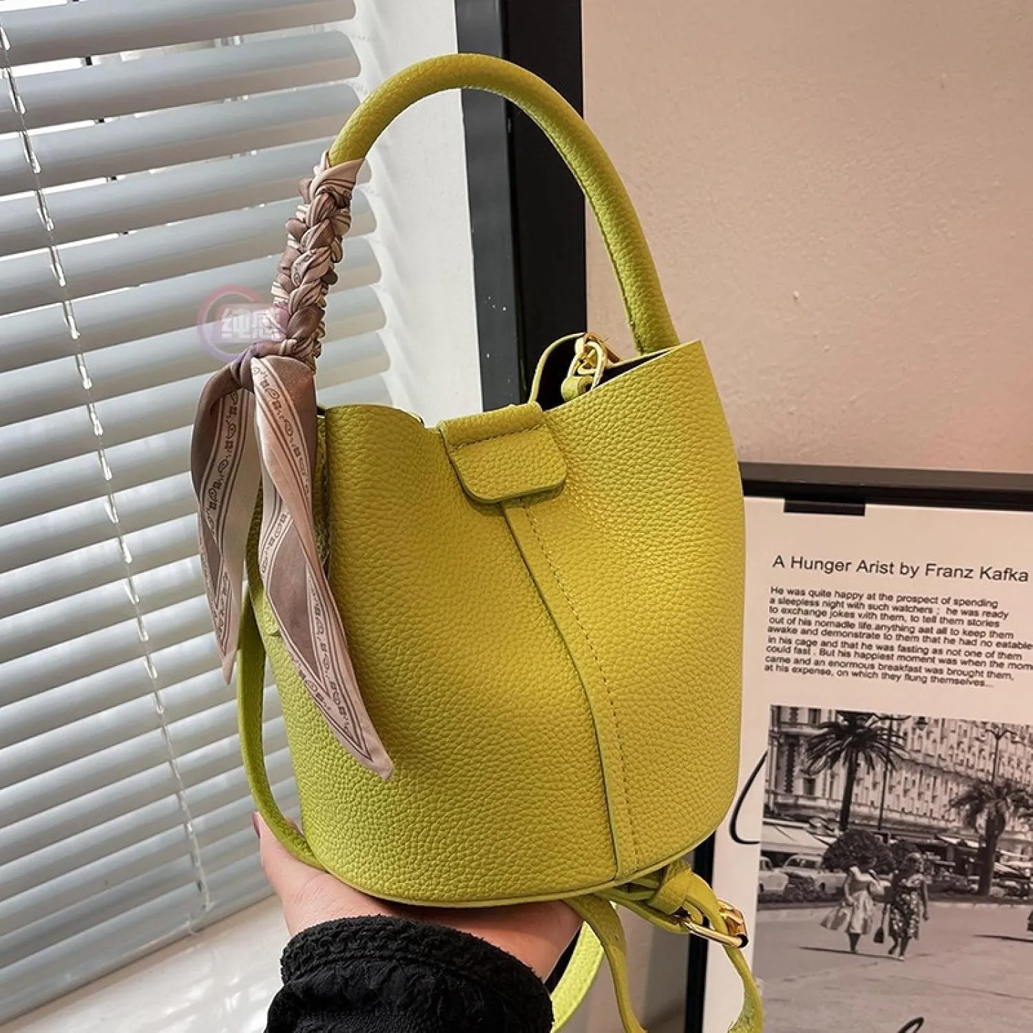 Women's Bags, Crossbody Bags, Fashionable Hand-held Bucket Bags